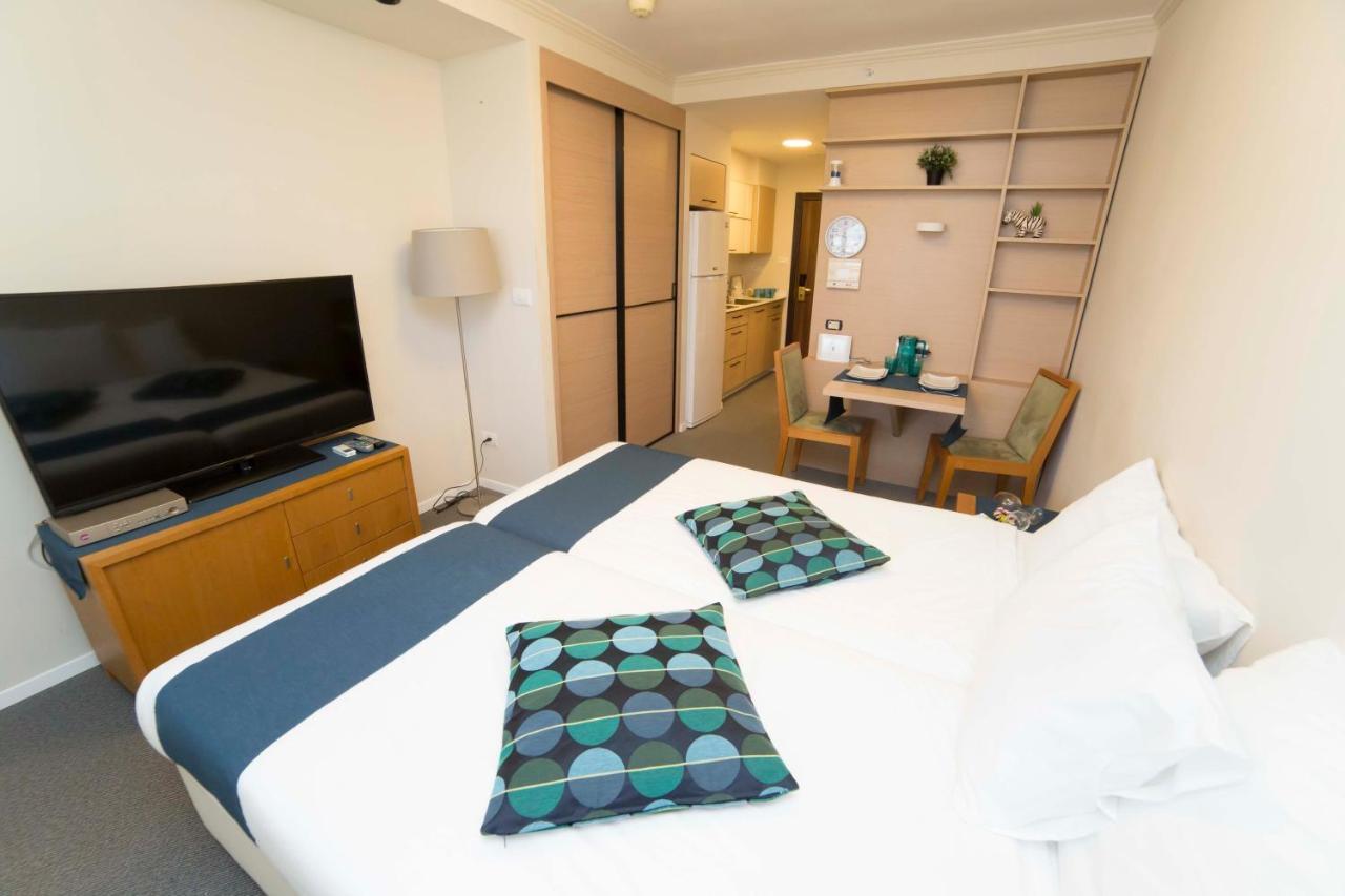 Modern Tlv Aparthotel เทลอาวีฟ ภายนอก รูปภาพ