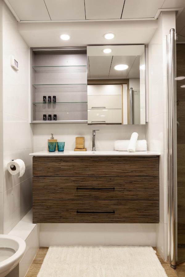 Modern Tlv Aparthotel เทลอาวีฟ ภายนอก รูปภาพ